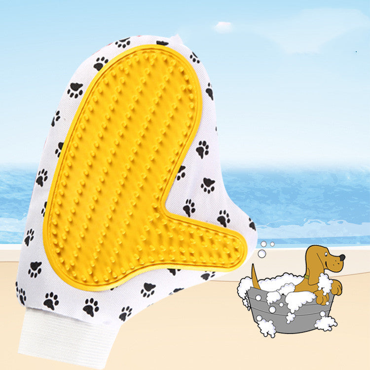 Deshedding grooming glove